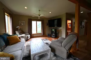 20 Hluchy Rd, Robbinsville, NJ 08691 - Photo 18