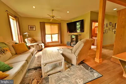 20 Hluchy Road, Upper Freehold Township, NJ 08691 - Photo 18
