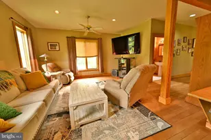 20 Hluchy Rd, Robbinsville, NJ 08691 - Photo 18