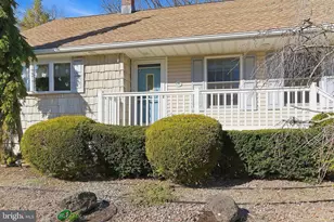 59 Holly Ave, Keansburg, NJ 07734 - Photo 4