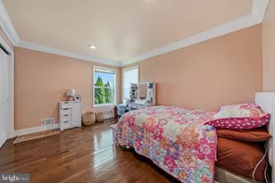 901 Oakley Dr, Freehold, NJ 07728 - Photo 20
