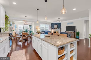 31 W Da Vinci Wy, Farmingdale, NJ 07727 - Photo 18