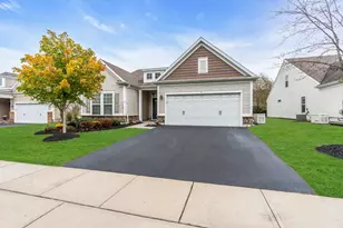 31 W Da Vinci Wy, Farmingdale, NJ 07727 - Photo 2