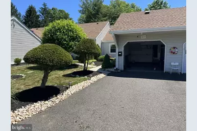 63 Corso Italia #D, Freehold, NJ 07728 - Photo 32