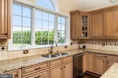 25 Weathervane Circle, Cream Ridge, NJ 08514 - Photo 32