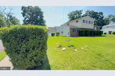 103 Iris Drive, Neptune, NJ 07753 - Photo 4