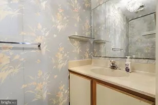 13 Stuart Dr, Manalapan Township, NJ 07726 - Photo 20