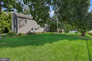 543 Old York Rd, Allentown, NJ 08501 - Photo 4