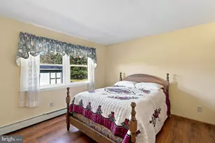 32 Arneytwn Hornerstwn Rd, Cream Ridge, NJ 08514 - Photo 20