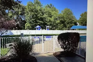 401 Yorkshire Pl, Morganville, NJ 07751 - Photo 24