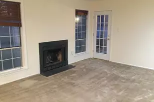 401 Yorkshire Pl, Morganville, NJ 07751 - Photo 4