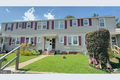 27 Barker Avenue, Eatontown, NJ 07724 - Photo 2