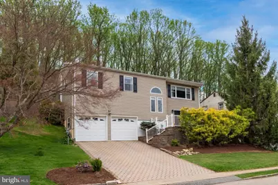 54 Highview Terrace, Dover, NJ 07801 - Photo 2