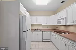 2006 Windrow Dr, Princeton, NJ 08540 - Photo 10