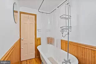 75 N Main St, Cranbury Township, NJ 08512 - Photo 20