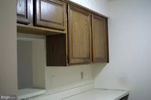 422 E Ravens Crest Dr, Plainsboro Township, NJ 08536 - Photo 10