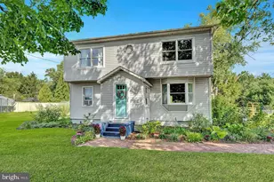 254 Friendship Rd, Cranbury Township, NJ 08512 - Photo 2