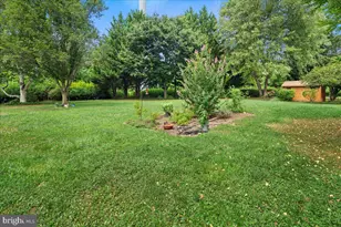 260 Friendship Rd, Cranbury Township, NJ 08512 - Photo 26