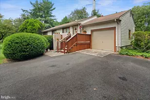 260 Friendship Rd, Cranbury Township, NJ 08512 - Photo 2