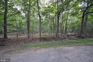 Finnegans Ln Ave B, Kendall Park, NJ 08824 - Photo 2