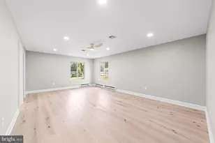 442 Dahlia Plaza, Monroe Township, NJ 08831 - Photo 12