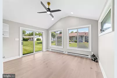 442 Dahlia Plaza, Monroe Township, NJ 08831 - Photo 10