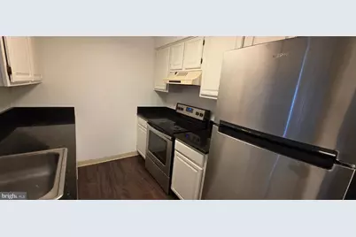 602 Ravens Crest Drive, Plainsboro Township, NJ 08536 - Photo 6