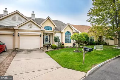 136 Birmingham Lane, Monroe Township, NJ 08831 - Photo 2