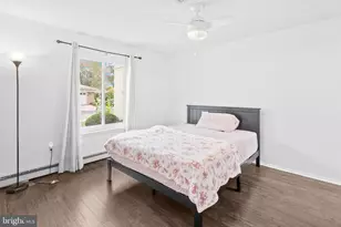 25 Pitman, Monroe Township, NJ 08831 - Photo 20