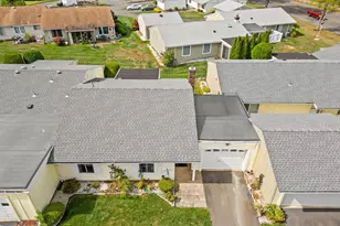 25 Pitman, Monroe Township, NJ 08831 - Photo 4