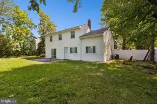 5 Waverly Dr E, Edison, NJ 08817 - Photo 24