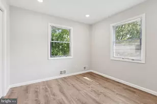 5 Waverly Dr E, Edison, NJ 08817 - Photo 14