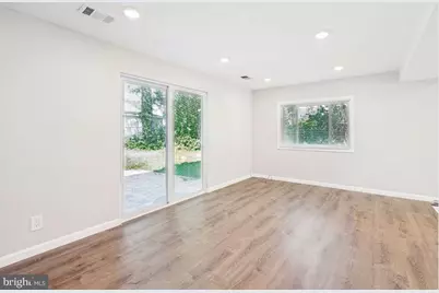 5 Waverly Drive E, Edison, NJ 08817 - Photo 12