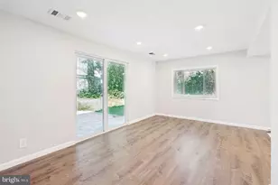 5 Waverly Dr E, Edison, NJ 08817 - Photo 12
