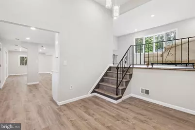 5 Waverly Drive E, Edison, NJ 08817 - Photo 6