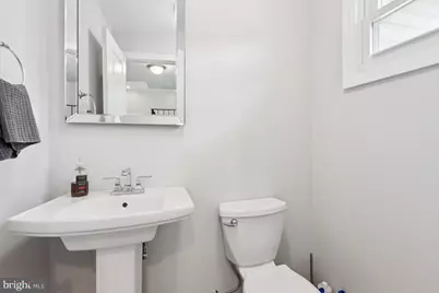 5 Waverly Drive E, Edison, NJ 08817 - Photo 10