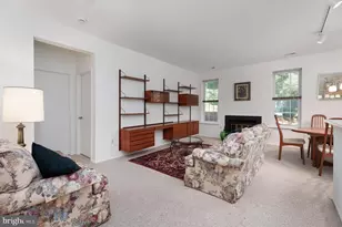 4031 Bayberry Ct, Monmouth Junction, NJ 08852 - Photo 6