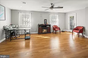 16 Emmett Ave, Perth Amboy, NJ 08861 - Photo 34