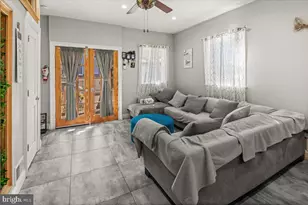 16 Emmett Ave, Perth Amboy, NJ 08861 - Photo 24