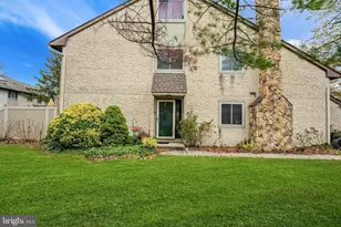 103 Tennyson Dr, Plainsboro Township, NJ 08536 - Photo 2