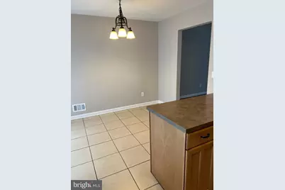 8 Reade Street, Jamesburg, NJ 08831 - Photo 4