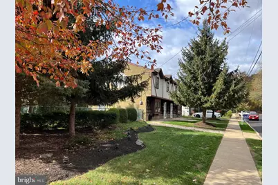 8 Reade Street, Jamesburg, NJ 08831 - Photo 2