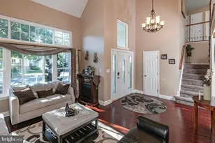 13 Setter Pl, Kendall Park, NJ 08824 - Photo 8