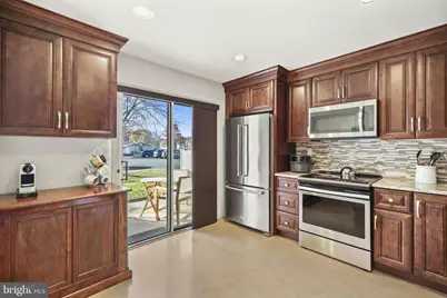 631 Madison Drive, Monroe Township, NJ 08831 - Photo 8