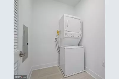 27201 Radford Ct, Monroe Township, NJ 08831 - Photo 12