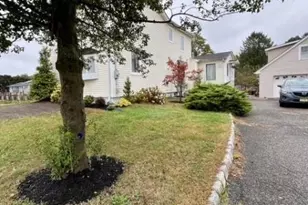 5 Wyckoffs Mills Applegarth, Monroe Township, NJ 08831 - Photo 2