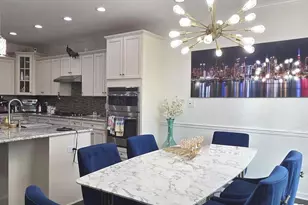 39 Periwinkle Dr, Monroe Township, NJ 08831 - Photo 4