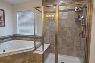 39 Periwinkle Dr, Monroe Township, NJ 08831 - Photo 12