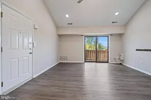 607 Ravens Crest Dr, Plainsboro Township, NJ 08536 - Photo 2