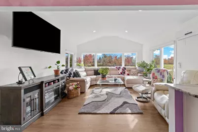 264 Glen Road, Monroe Township, NJ 08831 - Photo 14